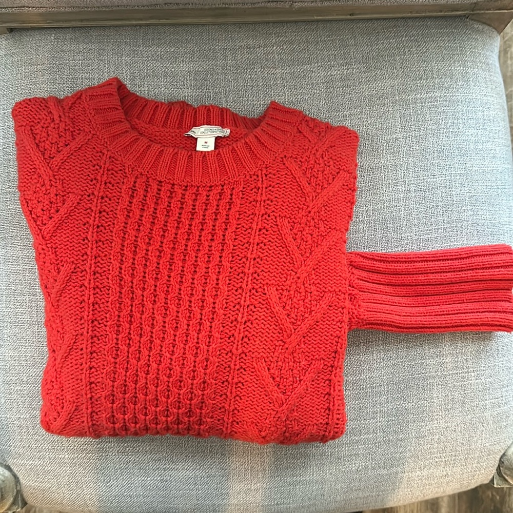 GAP- Orangish / Red cropped sweater. Size M